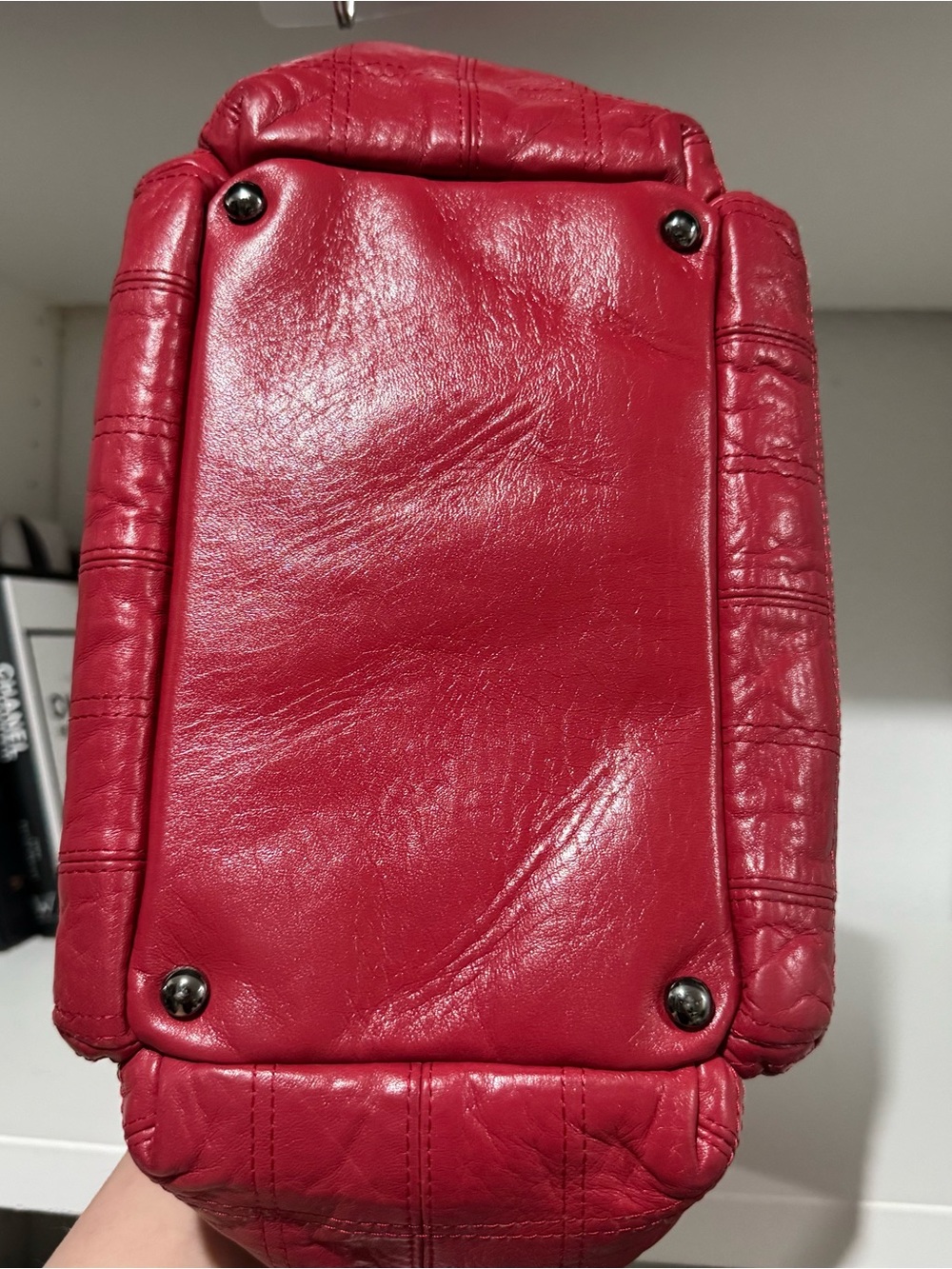 CHANEL Red Quilted Leather Shoulder Bag with Chain Detail - Picture 8 of 8